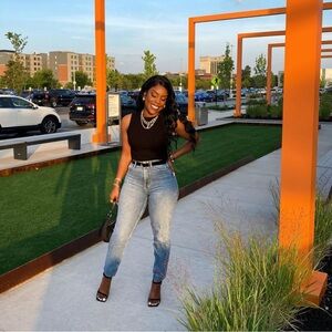 High Rise Mom Jeans 👖✨